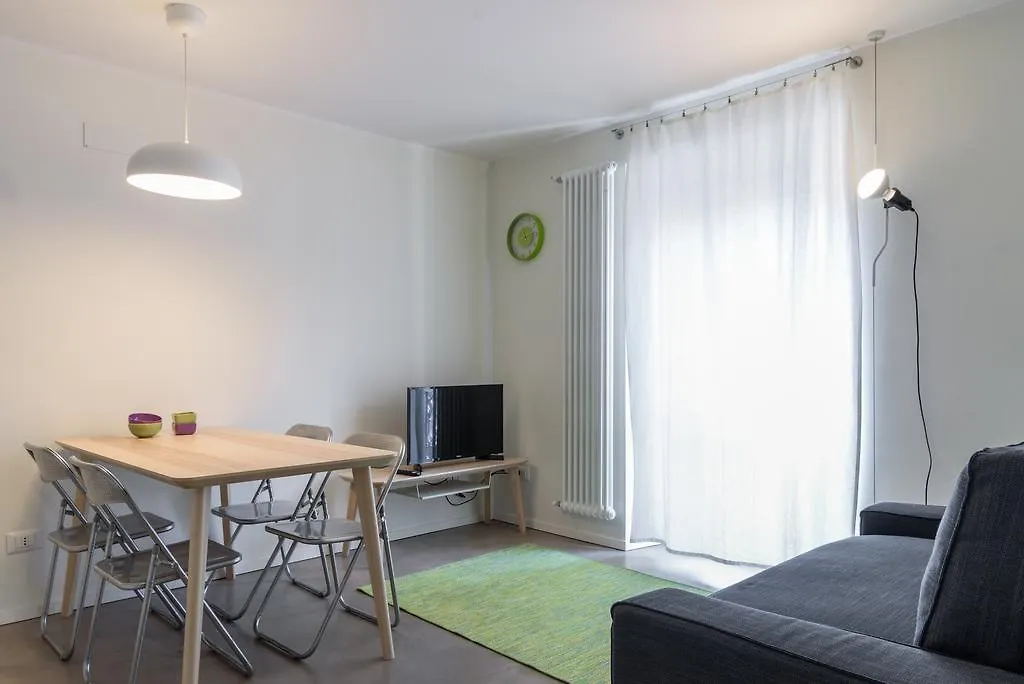 Palermo Flexyrent Apartment Milán